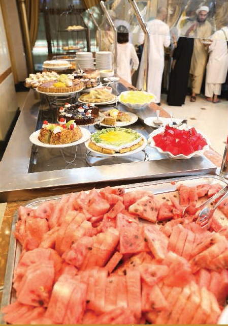 Image Food at Holy Journey, Images Arfat and Minah, Hajj 2024, Umrah. Karwan-e-Royal, Best Hajj Packages, Royal Crown Package, Royal Pearl, Royal Platinum, Royal Diamond, Marktab Service, Kaba, Makkah, Bait ullah, Haram Sharif, Hajj Packages, Hajj 2024, Hajj, Journey to Makkah, Packages,